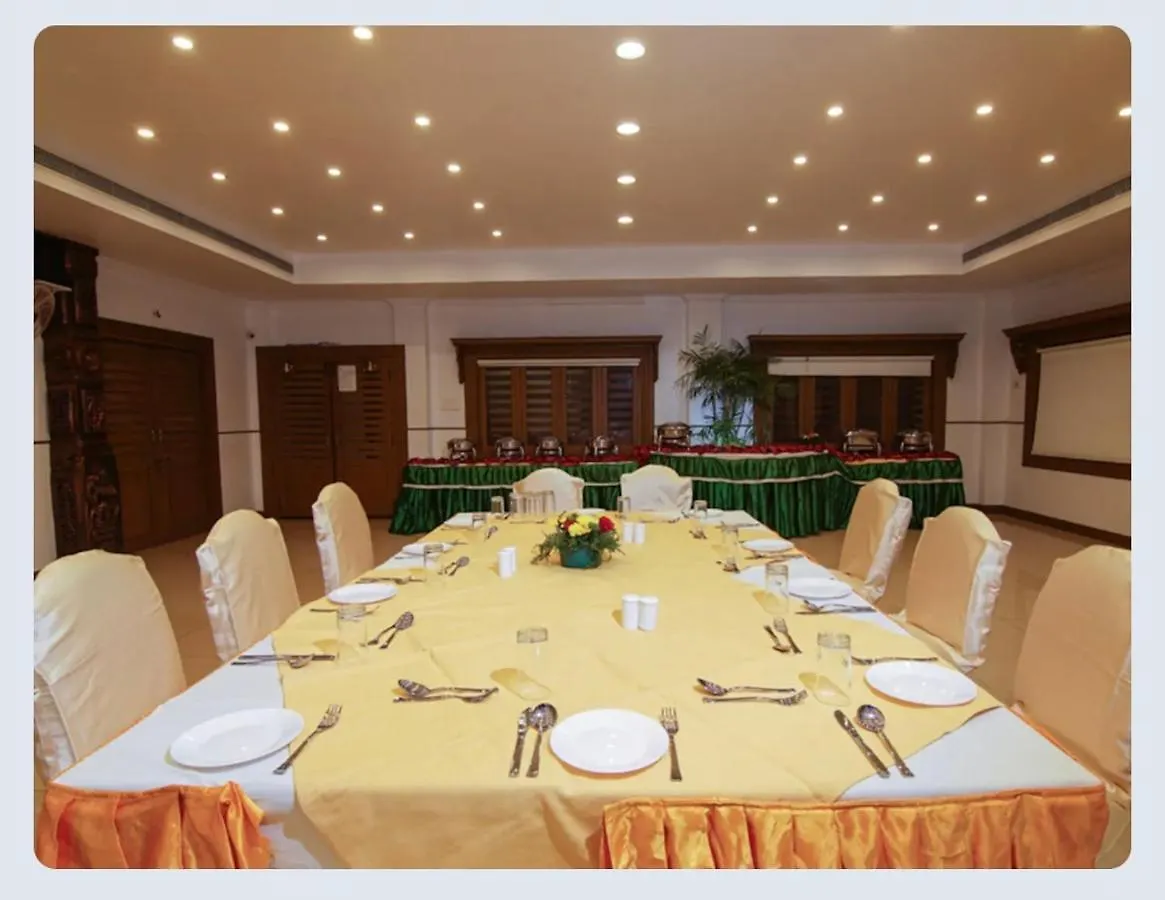 Hotel Sasthapuri Kozhikode